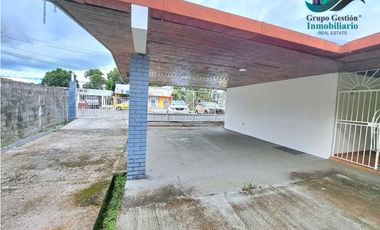 ALQUILO CASA COMERCIAL MODIFICADA Y 1200M2 DE TERRENO EN  DAVID