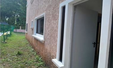 SEA CONFIABLE VENDE O ALQUILA CASA RESIDENCIAL CLAYTON FOREST