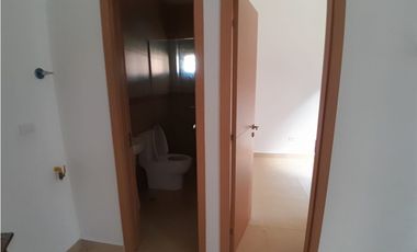 SEA CONFIABLE VENDE O ALQUILA CASA RESIDENCIAL CLAYTON FOREST