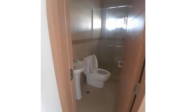 SEA CONFIABLE VENDE O ALQUILA CASA RESIDENCIAL CLAYTON FOREST