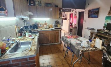 Casa para 2 Familias en venta en Sarandi Oeste