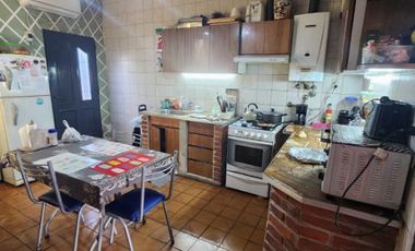 Casa para 2 Familias en venta en Sarandi Oeste