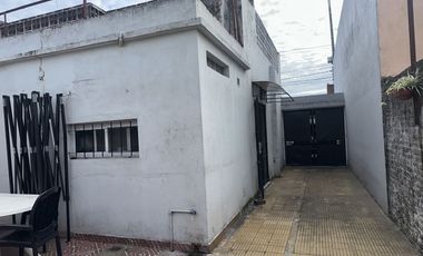 VENTA DE CASA EN Caseros