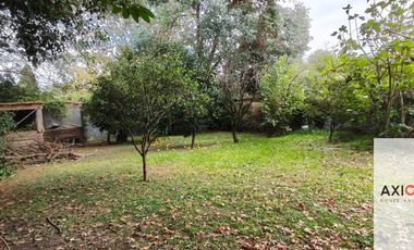227 entre 46 y 47-Casa con amplio lote en A. Etcheverry, La Plata