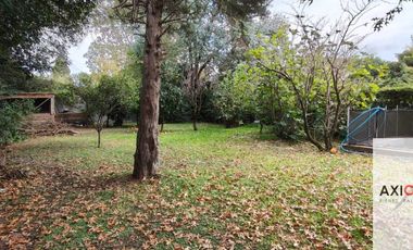 227 entre 46 y 47-Casa con amplio lote en A. Etcheverry, La Plata