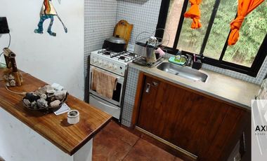227 entre 46 y 47-Casa con amplio lote en A. Etcheverry, La Plata