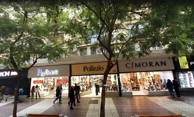 Local Comercial en Arriendo en Huérfanos / Estado