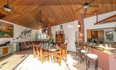 Casa Ferrari - Casa en venta en Las Gaviotas, Puerto Vallarta