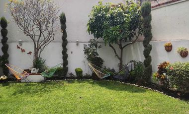 Casa en condominio con alberca, de 3 recamaras.