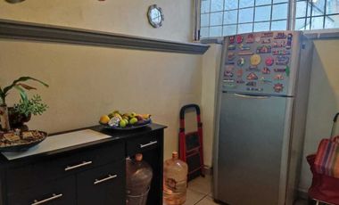 Casa en condominio con alberca, de 3 recamaras.