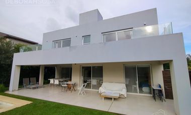 Casa en  Alquiler en Los Alisos, Nordelta