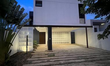 Casa en privada Zendera