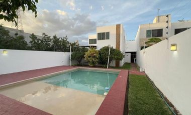 CASA EN VENTA EN MERIDA, EQUIPADA EN CHOLUL