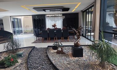 ESPECTACULAR CASA EN CERRADA A LA VENTA O RENTA EN BOSQUES DE LAS LOMAS (V)