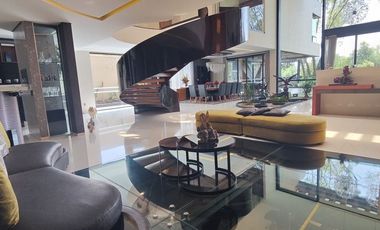 ESPECTACULAR CASA EN CERRADA A LA VENTA O RENTA EN BOSQUES DE LAS LOMAS (V)