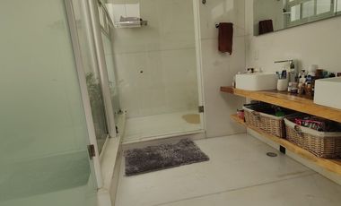 ESPECTACULAR CASA EN CERRADA A LA VENTA O RENTA EN BOSQUES DE LAS LOMAS (V)