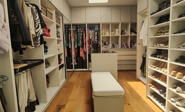 ESPECTACULAR CASA EN CERRADA A LA VENTA O RENTA EN BOSQUES DE LAS LOMAS (V)