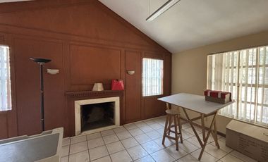 CASA PARA OFICINA EN VENTA COL. EL PARQUE, EN CALLE CERRADA FRENTE AL TOREO