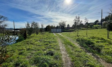 ARRIENDO AMPLIA Y LUMINOSA CASA EN CONDOMINIO