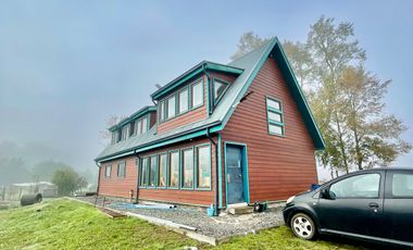 ARRIENDO AMPLIA Y LUMINOSA CASA EN CONDOMINIO
