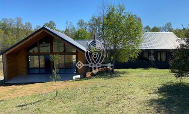 Casa en Venta en Camino Segunda Faja Km 4,5 Loteo Parque Los Guindos