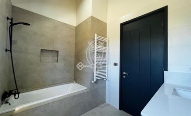 Casa en Venta en Camino Segunda Faja Km 4,5 Loteo Parque Los Guindos