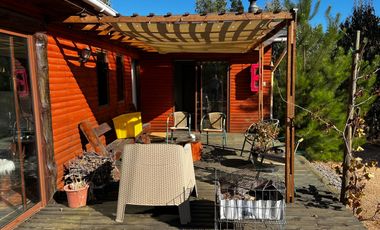 VENTA DE EXCLUSIVA CASA EN TERRENO DE 5000M2, PAREDONES