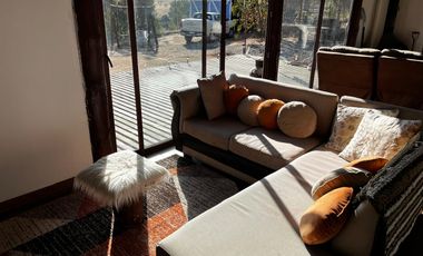 VENTA DE EXCLUSIVA CASA EN TERRENO DE 5000M2, PAREDONES
