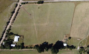 PARCELA CON LUZ Y AGUA INSTALADA A PASOS DE CUNCO