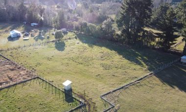 PARCELA CON LUZ Y AGUA INSTALADA A PASOS DE CUNCO