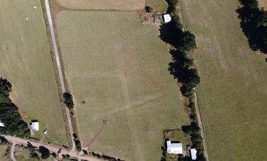 PARCELA CON LUZ Y AGUA INSTALADA A PASOS DE CUNCO