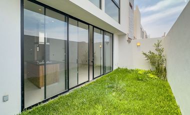 CASA EN VENTA EN  FRACCIONAMIENTO ATMOSFERA HABITAT Y EQUILIBRIO