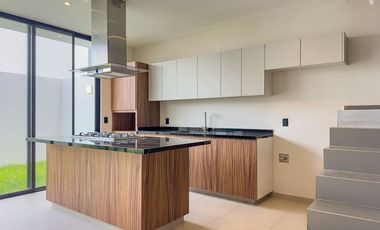CASA EN VENTA EN  FRACCIONAMIENTO ATMOSFERA HABITAT Y EQUILIBRIO