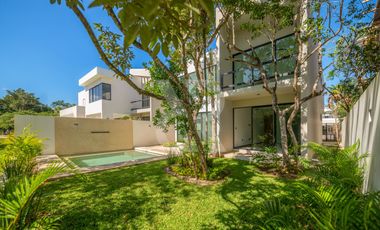 Casa en  Venta en Residencial Lagos del Sol