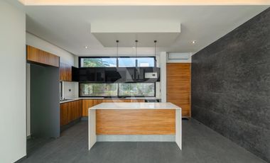 Casa en  Venta en Residencial Lagos del Sol