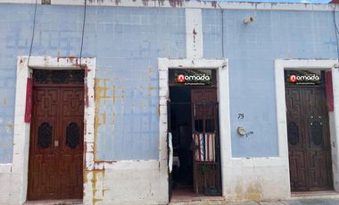 Casa colonial dividida en 3 departamentos