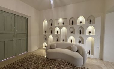 CASA REMODELADA EN VENTA - CENTRO DE MÉRIDA.