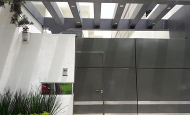 CASA EN RENTA EN LOMAS DE TECAMACHALCO