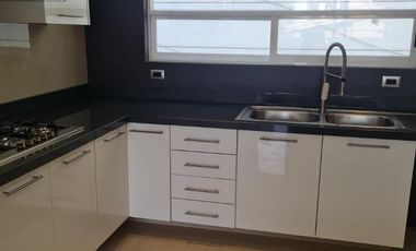 CASA EN RENTA EN LOMAS DE TECAMACHALCO