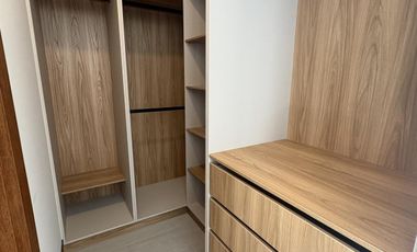 HERMOSA CASA POR ESTRENAR TUMBACO