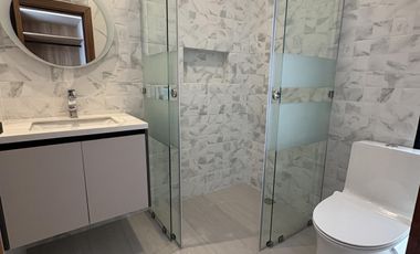 HERMOSA CASA POR ESTRENAR TUMBACO