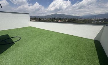 HERMOSA CASA POR ESTRENAR TUMBACO