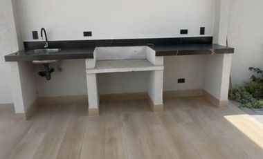 HERMOSA CASA POR ESTRENAR TUMBACO