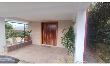 VENDO HERMOSA CASA CAMPESTRE EN EL MUNICIPIO DE TITIRIBI ANTIOQUIA