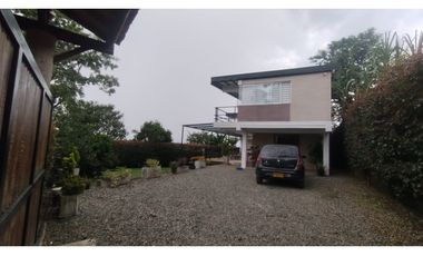 VENDO HERMOSA CASA CAMPESTRE EN EL MUNICIPIO DE TITIRIBI ANTIOQUIA