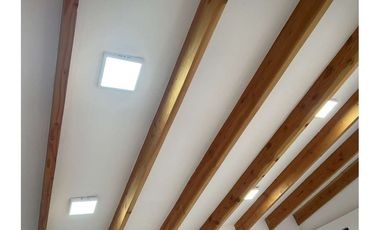 OPORTUNIDAD: Parcela con casa de campo (en const)