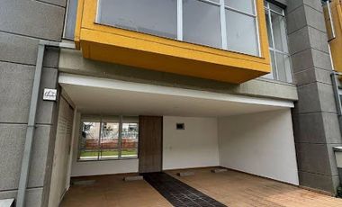 VENTA de CASA RESIDENCIAL en MARINILLA