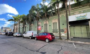 Local en Venta, en Lujan Centro ideal para inversión y desarrollo