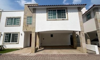 Casa en Renta en Metepec