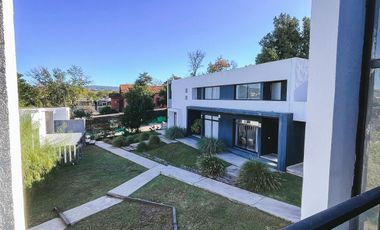 Alquiler Duplex 2 Dormitorios en Villa Allende